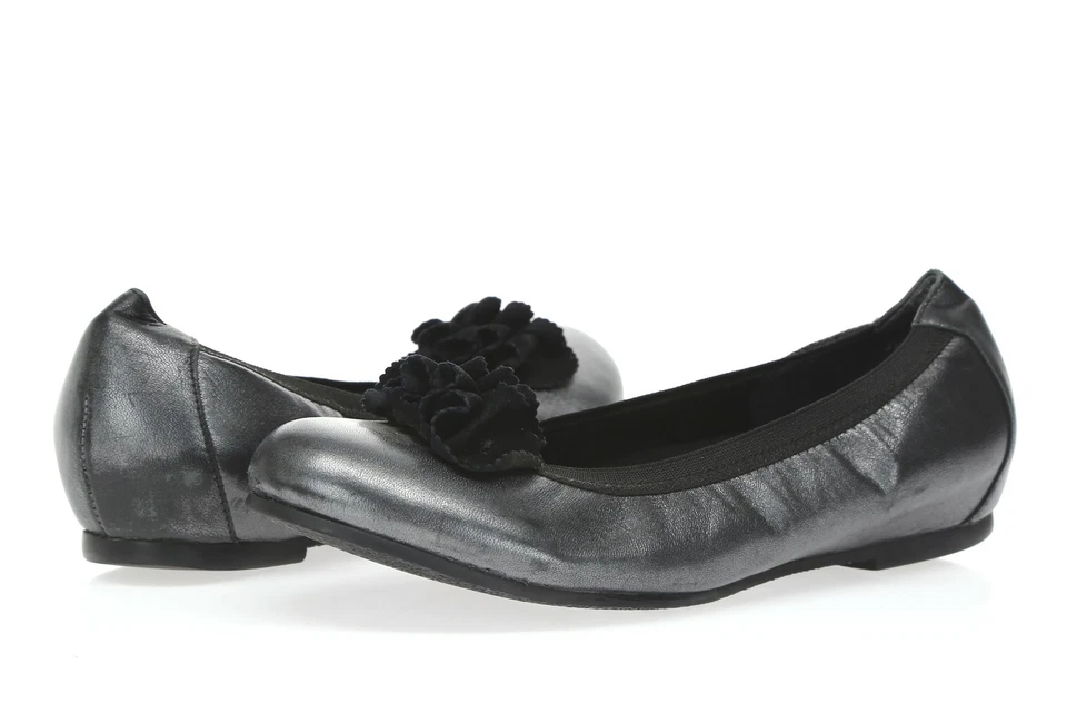 Zapatos planos de ballet Munro American de cuero plateado para mujer talla 7 M Foto 1 de 4