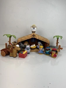 Fisher-Price Little People Set Presepe di Natale Mangiatoia Figure Funziona Video - Foto 1 di 3