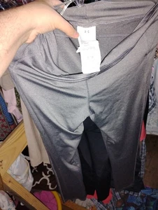 große Under Armour grau grau silber Kompressionshose Damen Basic - Bild 1 von 2