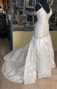 Dere Kiang weiß gerafftes Tafeta Meerjungfrau Hochzeit Brautkleid Schleppe Träger 8 - Bild 1 von 9