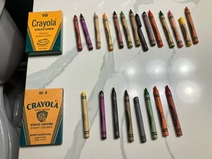 Vintage Crayola Crayons 2 Pack Set - Picture 1 of 7