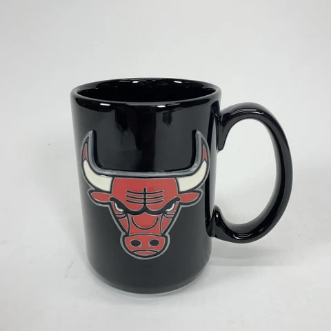 Chicago Team Mug NBA Official Chicago Bulls Raised Pewter Emblem 12oz 2012 Cover