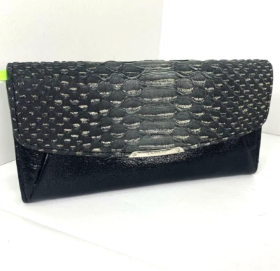 Cartera sin asas Coach Madison en relieve charol sobre metálico delgada W12 Foto 1 de 4