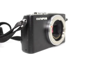 Olympus Pen Lite E-PL3 corpo fotocamera digitale mirrorless con flash originale da JP - Foto 1 di 6