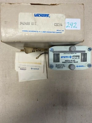 SPERRY VICKERS INSTA PLUG DIRECTIONAL VALVE KIT 942498 CSC14 - Image 1 of 3