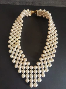 Collar Napier Vintage Años 80 Perla Imitación Cuello en V, Multi Hilo con Cierre Tono Dorado - Imagen 1 de 11