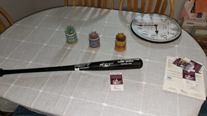 Vladimir Guerrero Montreal Expos Signed Full Size Bat JSA Certified 0LM - Picture 1 of 6