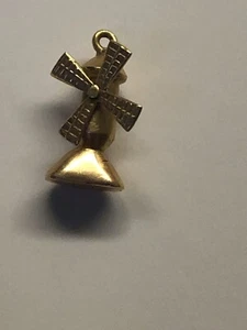 Adorable 18k PINK GOLD WINDMILL CHARM MOVEABLE  - Picture 1 of 11