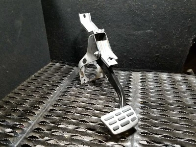 12 13 14 15 16 HYUNDAI VELOSTER BRAKE PEDAL OEM - Image 1 of 4