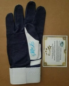 MICHAEL BOURN *SIGNED GAME USED* NIKE BATTING GLOVE ~ TEAM USA / ASTROS / BRAVES - Picture 1 of 2