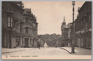 Harrogate - Parliament Street - Yorkshire - Postcard - Raphael Tuck Series #2015 - Picture 1 of 2