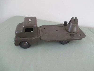 VINTAGE STRUCTO PRESSED STEEL TRUCK ARMY MILITARY VEHICLE - Image 1 of 4