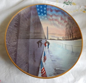 REMEMBER THEM ALWAYS  PLATE FRANKLIN MINT 8 1/4" VIETNAM VETERANS - Picture 1 of 3