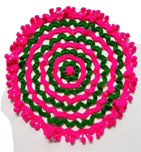 Pink Crochet Doily Table candle Mat Thalposh centerpiece runner Handmade mandala - Imagen 1 de 6
