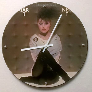 Pat Benatar Get Nervous Album Clock 11.5" round battery operated - Bild 1 von 7