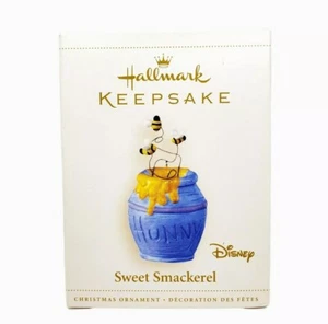 Adorno de Guardabarros Hallmark Winnie the Pooh Sweet Smackerel Hunny Pot Disney '06 - Imagen 1 de 7