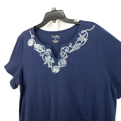 Camisa Coral Bay Mujer Talla Grande 1X Azul Bordado Conchas Marinas Dividido Cuello en V Top Foto 1 de 4