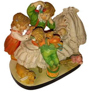 DOLFI "Newborn Baby" Figurine - Annual Limited Edition Series, 1996 First Editio - Picture 1 of 7