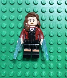 LEGO The Scarlet Witch Minifigure Wanda Maximoff sh174 Marvel Super Heroes 76031 - Picture 1 of 2