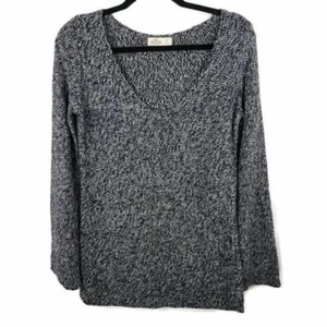 Hollister Flare Long Sleeve V-Neck Knit Sweater Size S SMALL - Picture 1 of 6