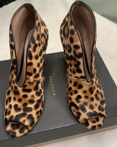 PreOwned Genuine Calf Hair Leopard Open Toe bootie Women Size 9 - Picture 1 of 7