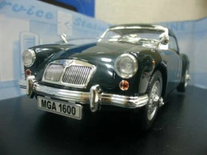 WOW EXTREMELY RARE MGA MkI Roadster H.Top LHD BR Green 1:18 Revell-MGB/MGC/TR4 - Picture 1 of 4