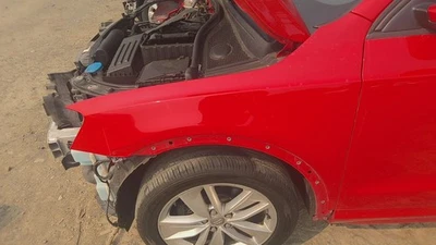 17 AUDI Q3 Fender Drivers Side Foto 1 de 2