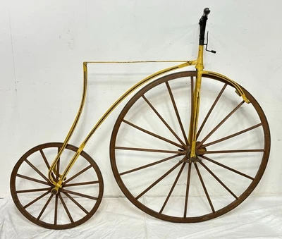 Antigua bicicleta agitadora de huesos de velocípedo de acero y madera del siglo XIX temprano Foto 1 de 4