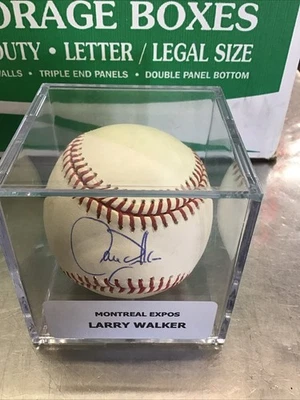 Larry Walker (Colorado Rockies, Expos, HOF) Signed MLB Baseball - Image 1 of 2