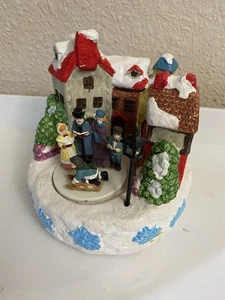 PIATTAFORMA GIREVOLE VINTAGE VILLAGGIO E CANTI SUONA JINGLE BELLS NATALE 1995 - Foto 1 di 7