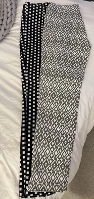 Pantalones elásticos tribales talla 4 (lote 2 pares) Foto 1 de 3