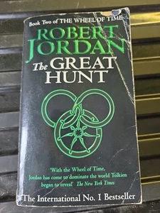Robert Jordan the Great Hunt: Book 2 of the Wheel of Time Series - Picture 1 of 2