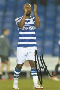 READING: JUNIOR HOILETT SIGNED 6x4 ACTION PHOTO+COA - Picture 1 of 1
