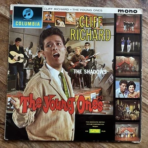 CLIFF RICHARD - THE YOUNG ONES VG+/EX- VINYL LP / MONO FIRST PRESSING - Picture 1 of 10
