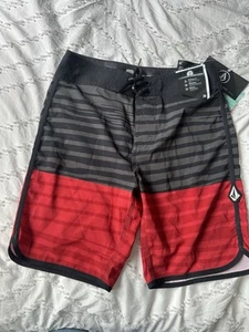 Boy's Youth Volcom Modtech 4 Way Stretch Board Shorts Swim size 12 (26) new - Picture 1 of 3