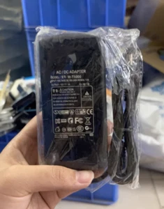 W-T5000 12V 5A Adaptateur Chargeur - Picture 1 of 2