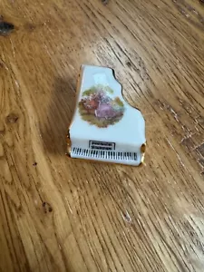 Vintage LIMOGES FRANCE Miniature Porcelain Grand PIANO - Picture 1 of 10