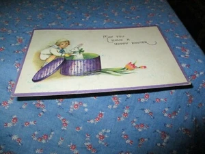 Old Postcard 192? Chippewa Falls Wis May You Have a Happy Easter Hat Box - Picture 1 of 2