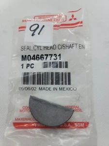 M04667731 MITSUBISHI OEM NOS - Imagen 1 de 4