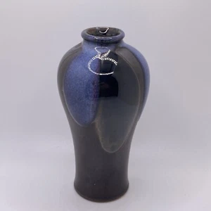 Jarrón MidCentury moderno Laslo para Mikasa Japón negro/azul/púrpura esmalte por goteo - Imagen 1 de 10