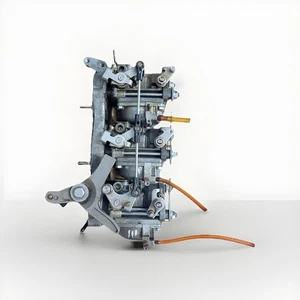 02-2007 DF30 DF25 Suzuki Outboard Carburetor Set 13203-89J10 13201-89J00 👍 - Picture 1 of 15