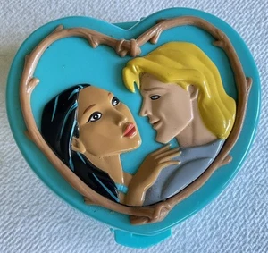 Sammlerstück Vintage Disney Polly Pocket Pocahontas Compact Bluebird Toys 1995 - Bild 1 von 20