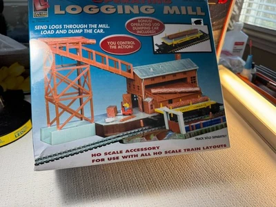 🚂 HO -Life-Like Trains Operating Logging Mill w/ Log CAR - NEW⚡H3549 - Image 1 of 4