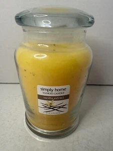 Yankee Candle Simply Home VANILLA EXTRACT Medium Jar Candle, 12oz Brand New - Picture 1 of 4