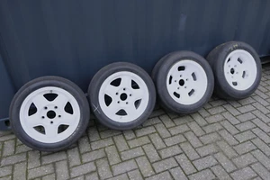 Accesorios de llantas de aluminio para Porsche 911 - Imagen 1 de 14