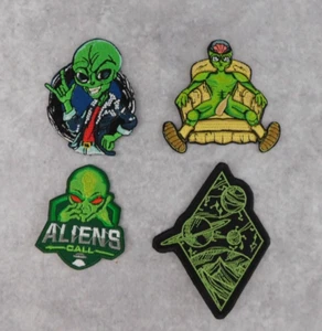 4 Green Aliens iron-on Applique Geeks & Gamers Sci Fi Badge Iron on patch. - Picture 1 of 3