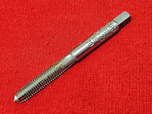 12-28 Plug Tap NF A1421-11228 RH Carbon Steel Plug Tap 4 FL 12/28 - Bild 1 von 7