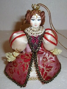 Beautiful Russian Doll ~ Christmas Ornament ~ QUEEN~ NEW - Picture 1 of 4