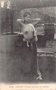 Vietnam - ETHNIC NUDE - Woman finishing her toilet - Publ. P. Dieulefils - Picture 1 of 2