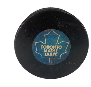 Disco de hockey vintage de los años 70-80 Toronto Maple Leafs juego virrey aprobado por la NHL - Imagen 1 de 3